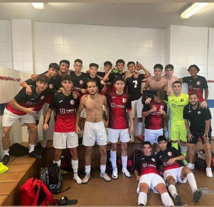 ADEPOPalomeras's tweet photo. ¡ NUESTROS JUVENILES ARRANCAN LA LIGA CON HAMBRE Y AMBICIÓN !

Nuestros A (preferente) y B (primera) empezaron la temporada ganando con remontada incluida.

¡A seguir así!🔥⚽️💯

#VamosAdepo😈 https://t.co/cciZmvsN1f