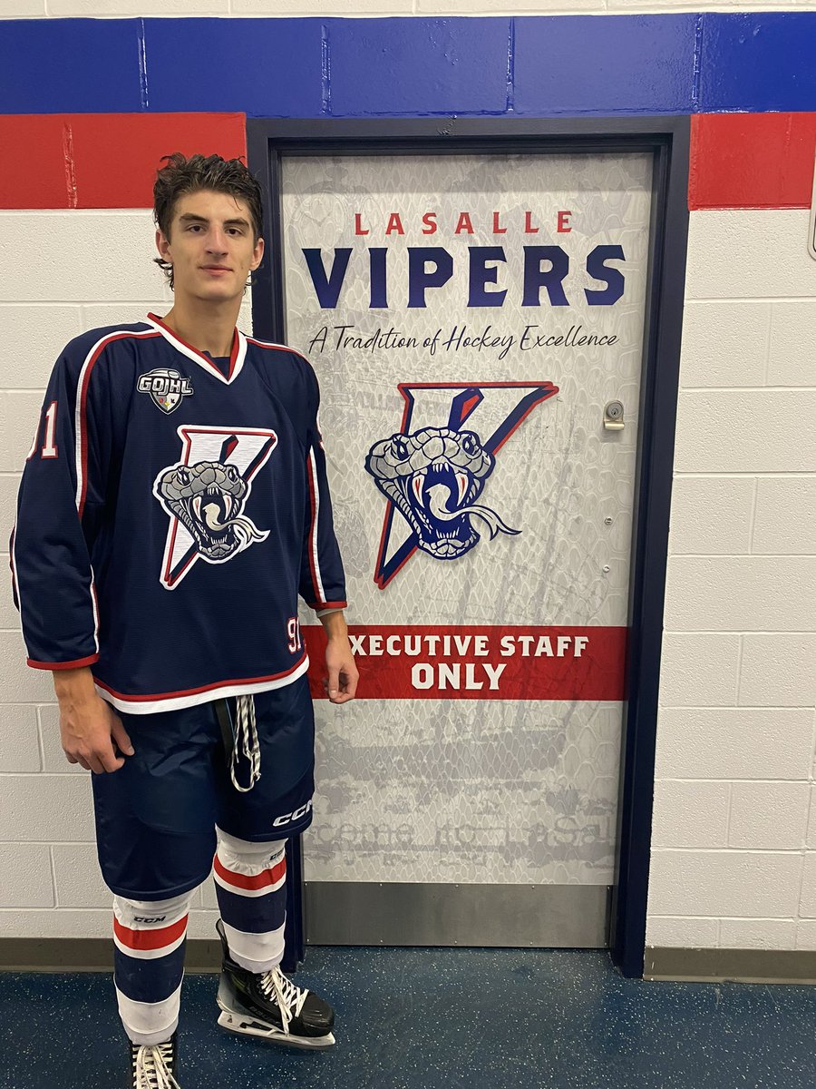 lasallevipers's tweet photo. Signing Alert! 🚨

The Vipers welcome Gage Evans to the team. 6’4 LD has excellent mobility, plays the game with an edge and brings a ton of potential. Gage is a leader on &amp; off the ice and brings quality character to the Vipers dressing room. Welcome, Gage! 🐍! #Lasallevipers https://t.co/sHQvIol2mF