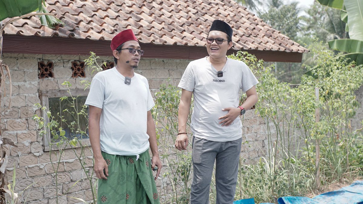 FardanElBasith's tweet photo. Weekand produktif ngonten bareng owner budidaya lele daarunnajah mugni jaya https://t.co/MYpXOY2F6X