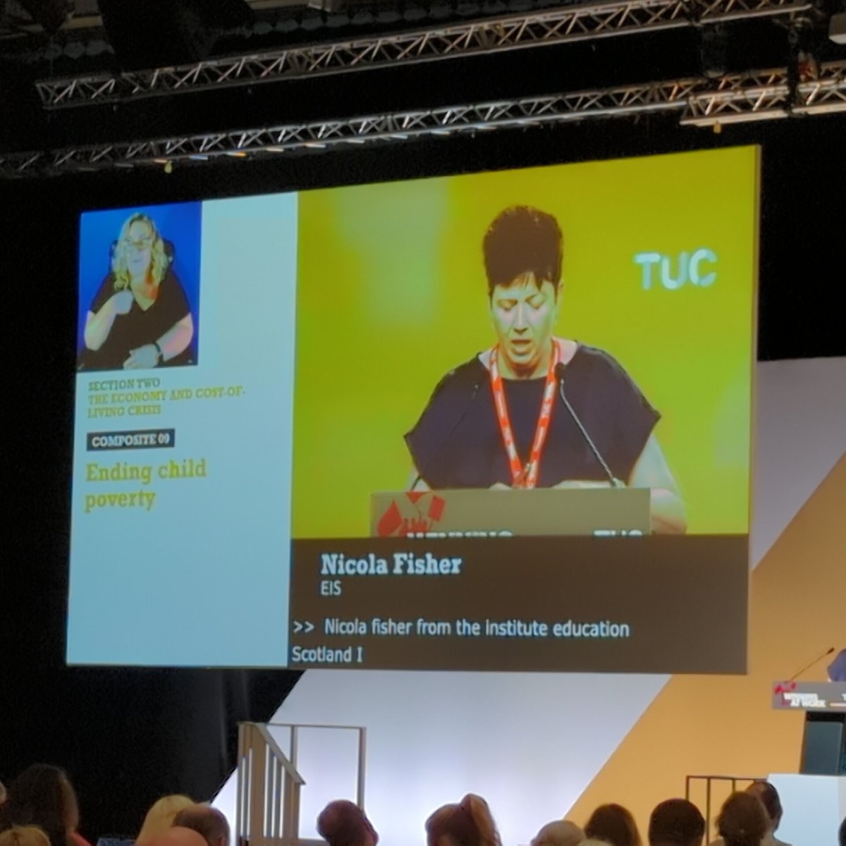 InverclydeEIS's tweet photo. Nicola Fisher supports composite motion 09 on Ending Child Poverty, including support for universal free school meals.

@Istimrar @EISUnion https://t.co/2oYt6rczRY