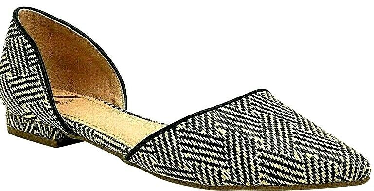 TrendingNowGift's tweet image. Herringbone Ballet Flats, Sz 7 Womens Dress Shoes, Pointed Toe Tan/Black Slip On #shoes #dressshoes #herringbone #balletflats #womensshoes #womensfashion #womensstyle #giftsforher #ebay 

ebay.com/itm/2555316866… #eBay via @eBay