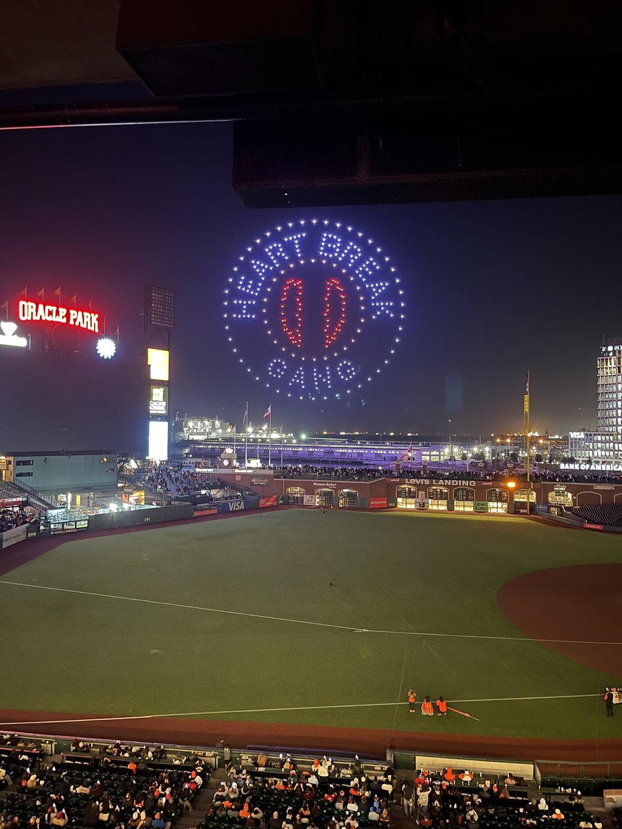 IAMSU's tweet photo. The @SFGiants really showed hella love with this drone show! Thank U! 💔🌊  #NothingLikeIt https://t.co/EEdTSaPzyh
