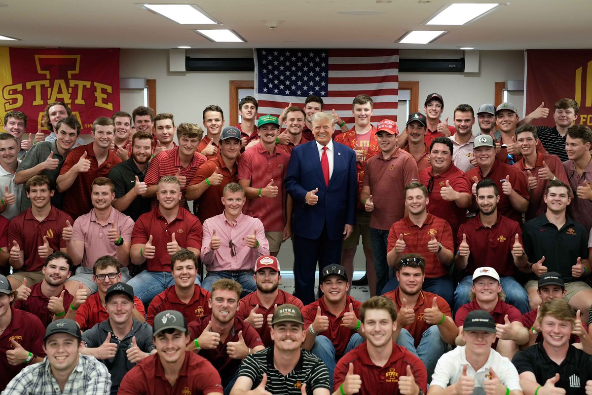 TeamTrump's tweet photo. THANK YOU IOWA! 🇺🇸 https://t.co/85lZqGX2Zc