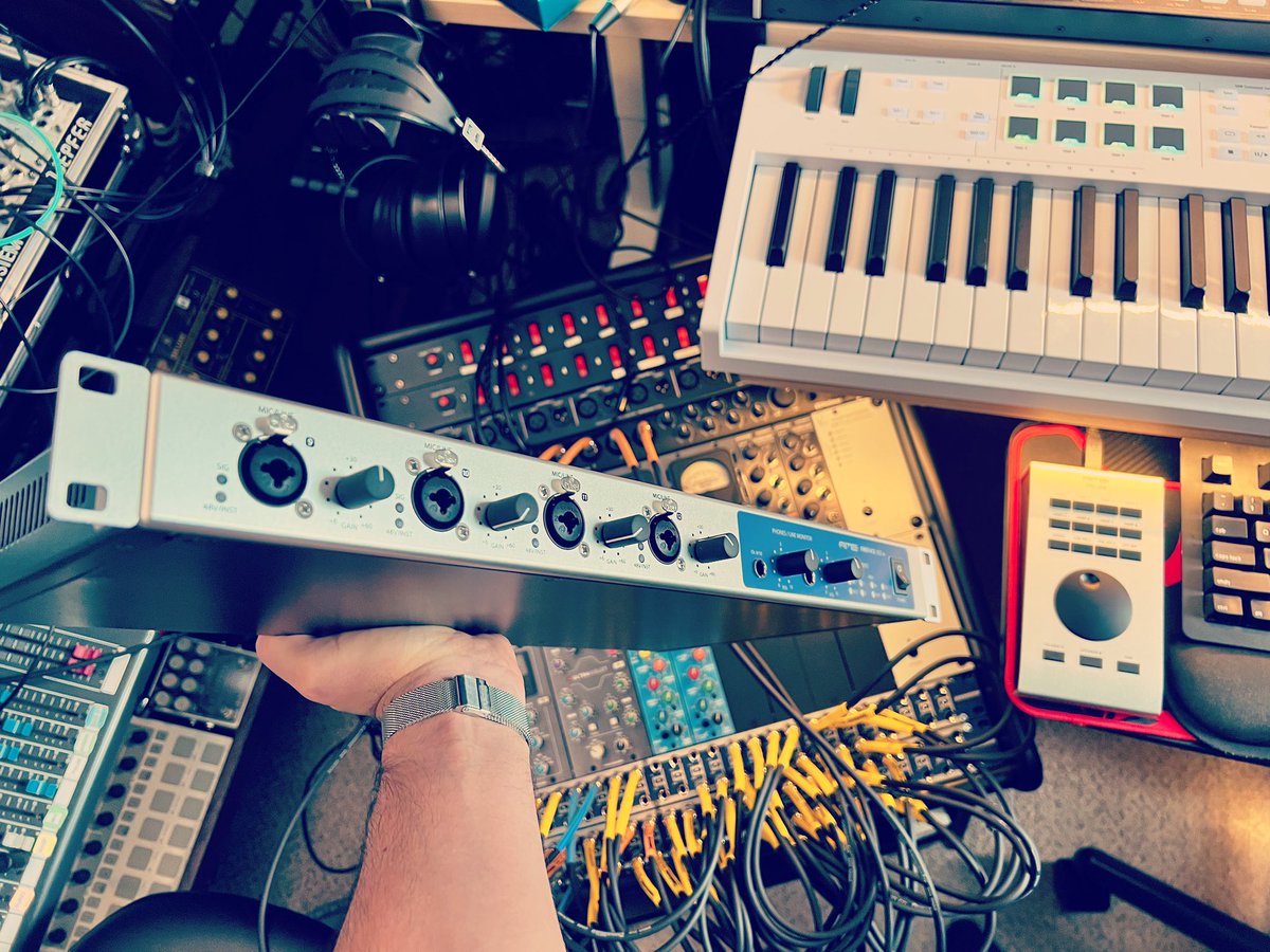 FlotronMusic's tweet photo. New RME 802 FS audio interface to replace my old Presonus Quantum 2626.
#musicstudio #musicproduction #electronicmuisc #rme #music https://t.co/Hgj64rH2ed
