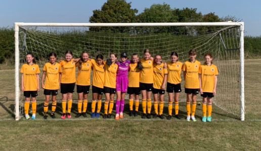 BUCFC's tweet photo. U12 Girls won their first game v Ropsley Colts. We started on the front foot from the first minute and didn’t stop despite tough conditions. Some fantastic inter-play; with goals from Eva, Ava, Hollie. POTM Betsy had fantastic defending, calmness on the ball and clever passing. https://t.co/7UGZXWmYDg