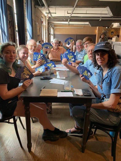 The Middle Tennessee Chapter of <a href="/citizensclimate/">Citizens' Climate Lobby</a> had a great time writing postcards for the <a href="/Enviro_Voter/">Environmental Voter Project</a> project to remind environmentalists to vote in November!