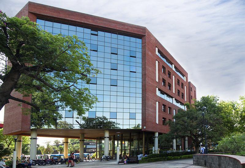 Por el Día del Trabajador Municipal, este lunes 11 de septiembre, la Municipalidad de #SanIsidro no atenderá al público, pero funcionarán guardias en todos los #servicios imprescindibles para la comunidad.

ℹ️ Enterate: sanisidro.gob.ar/novedades/como…