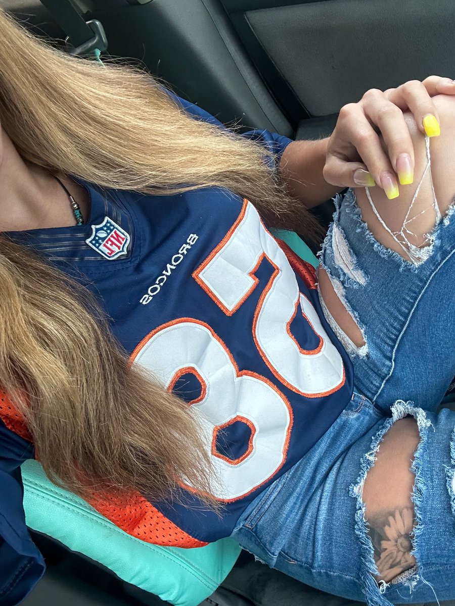 GAMEDAY!!! LETS GO BRONCOS!! 🧡💙🧡💙
Also cool like animation 👀#KICKOFF2023