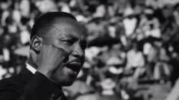 « Celui qui accepte le mal sans lutter contre lui coopère avec lui. »
Martin Luther King