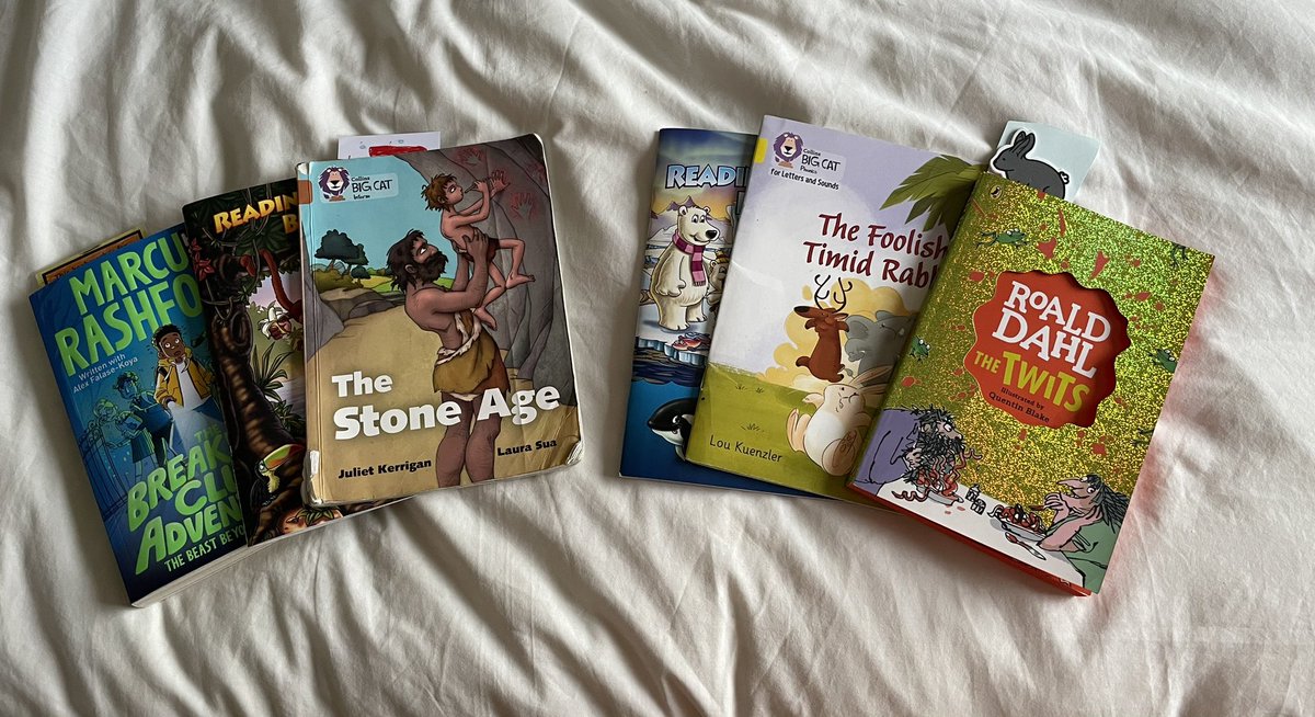 We love a good family bedtime 📚 <a href="/LaurenCharlesw8/">Miss C</a> <a href="/MissWheeldonLW/">Miss Wheeldon</a> <a href="/LadywoodKH/">Ladywood Primary and Nursery School</a>