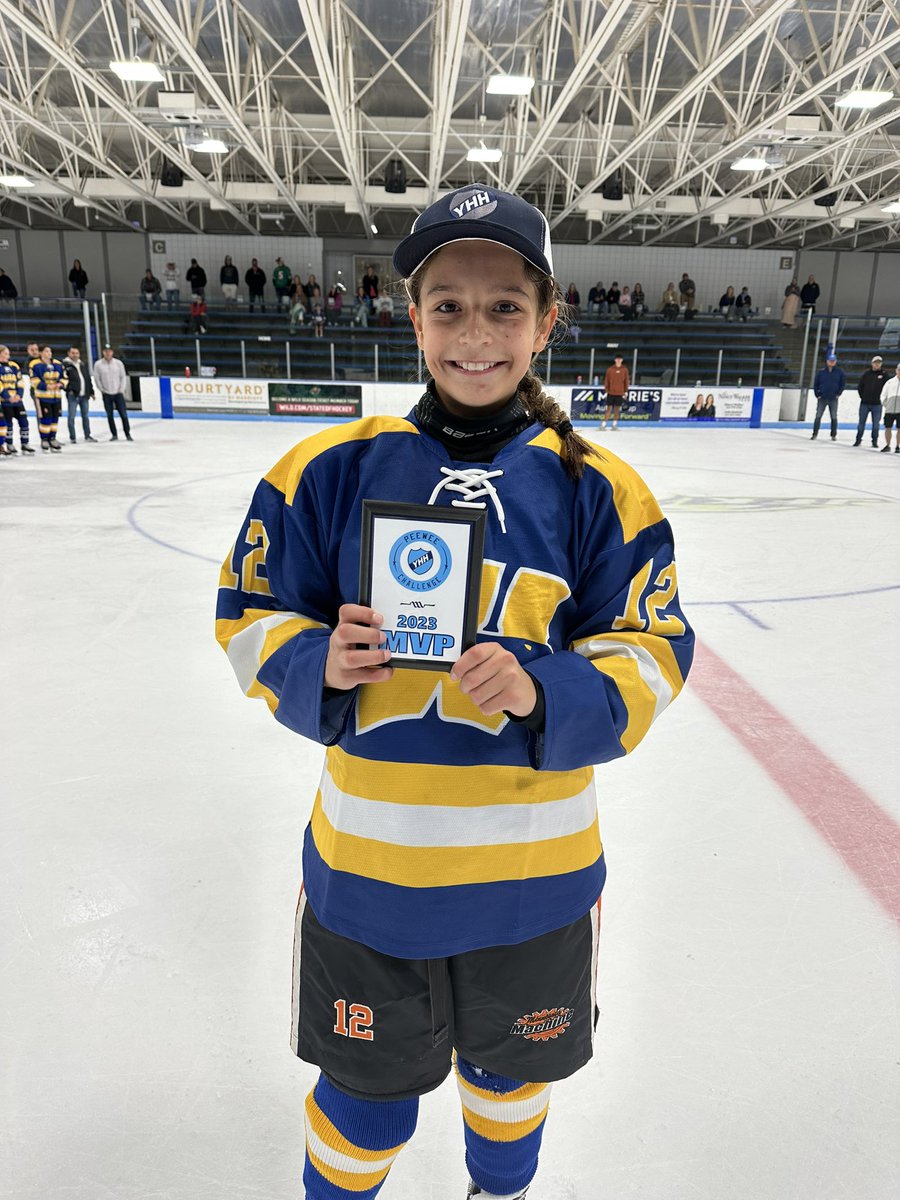 YouthHockeyHub's tweet photo. 2023 PeeWee Challenge 
Girls 

Windom > Eden Prairie (7-5)

After losing game one, Windom wins four in a row to claim Girl’s title. Josie Nelson scores four goals to earn tourney MVP honors. https://t.co/30gAXXu71D