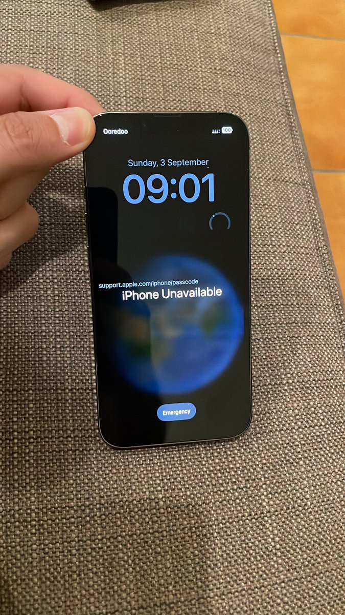 Ayoub_MZ's tweet photo. My iPhone is “unavailable” for 3 weeks now, it happened cause I stress entered the passcode wrong 10 times in 24h. Now I remember the passcode &amp; entered it in my new temporary iPhone to transfer passwords from keychain. Help please! I can’t loose 2 years of photos 😭
@Apple https://t.co/Ie1nuIWhr2