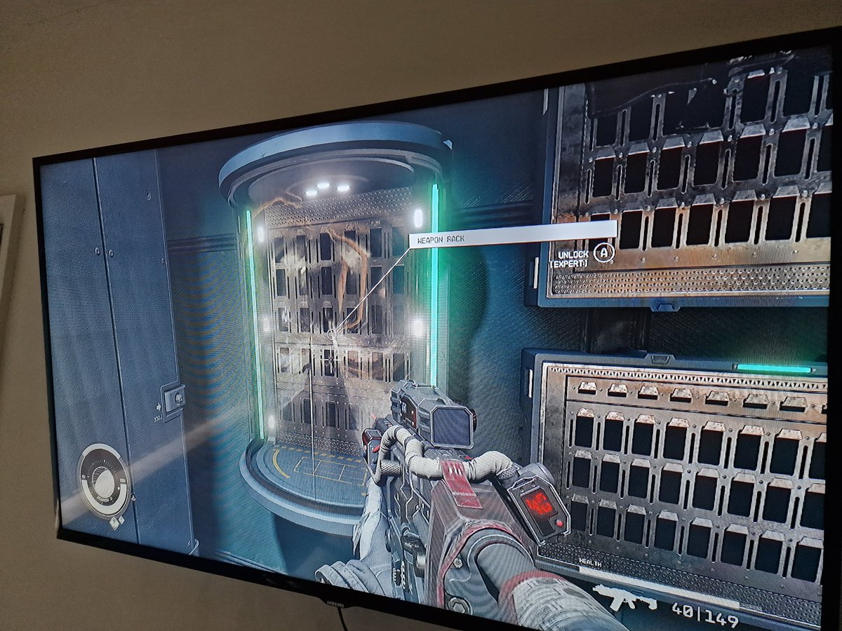 I don't know what smoothbrain would spend time wasting Digipicks when you can clearly see the case is empty. Don't say its for the XP ..... #Starfield