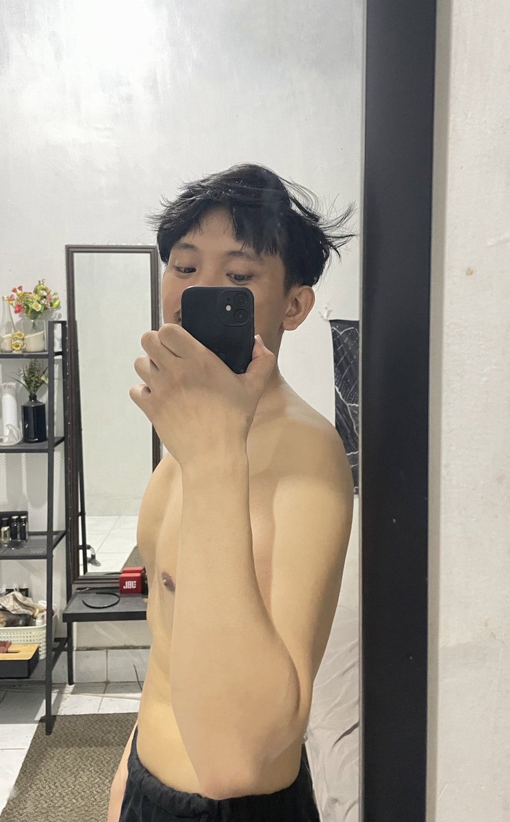 altercrush99's tweet photo. cosplay jadi indomie atau mie gaga 😌🤏 #altercrush #asianboy #gemesforu https://t.co/W6D4joTCHF
