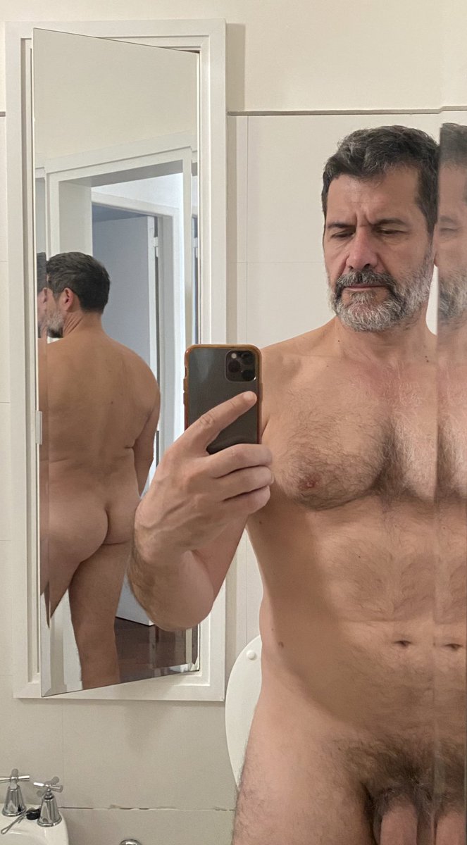 Selfie in the bathroom 
.
.
.
.
.
Enjoy your day and have fun …
