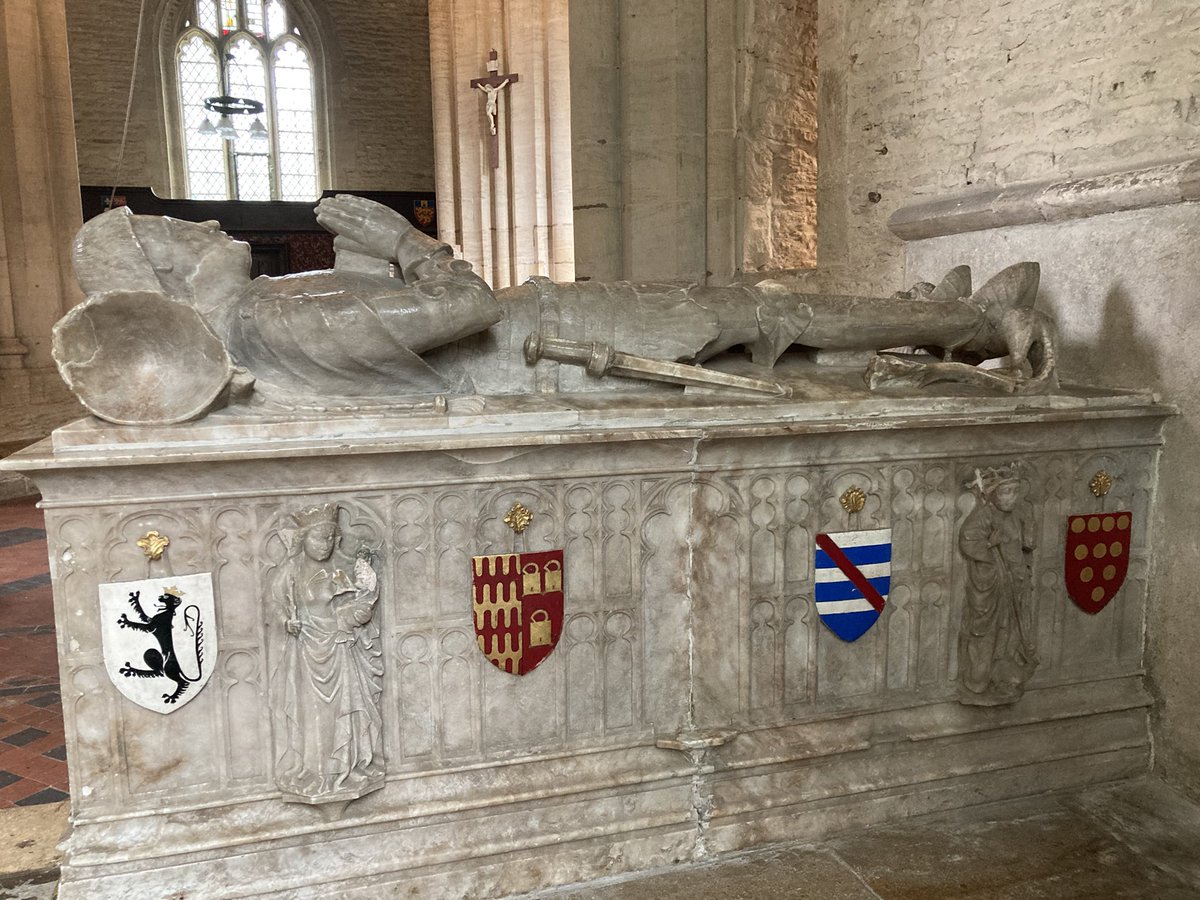 SerpyKat's tweet photo. Tomb in St. Kenelm's Church, Minster Lovell. The church was built in the 1450s by William Lovell, 7th Baron Lovell, the grandfather of Francis Lovell. Some say the tomb is that of W. Lovell, other sources claim it to be that of John Lovell, Francis' father. https://t.co/haTXSLE17f