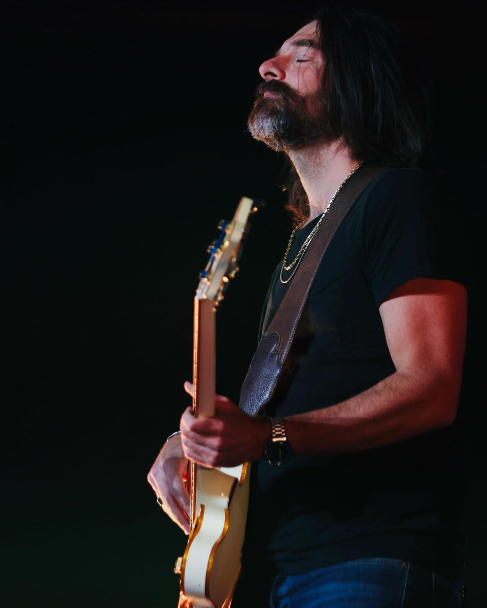 olddominionfan's tweet image. 🎸🥰
#nobadvibestour #olddominion #odarmy #Minnesota 
📸: joe.lemke.photo-IG