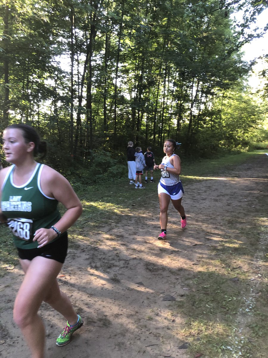 devils_shs's tweet photo. So proud of our newbies with season PRs yesterday! ⭐️ You did it, Kayla, Kaveya, and Olivia! 🎉 @sfieldathletics https://t.co/7arZpl4WQc