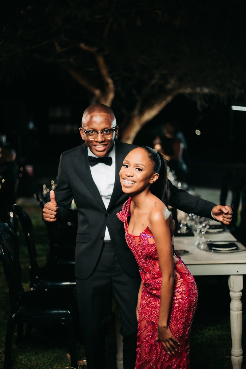 TumisoBasiamang's tweet photo. BUSINESS IS BUSINESS 🤵🏾‍♂️🖤 https://t.co/6aFR8ZqM01