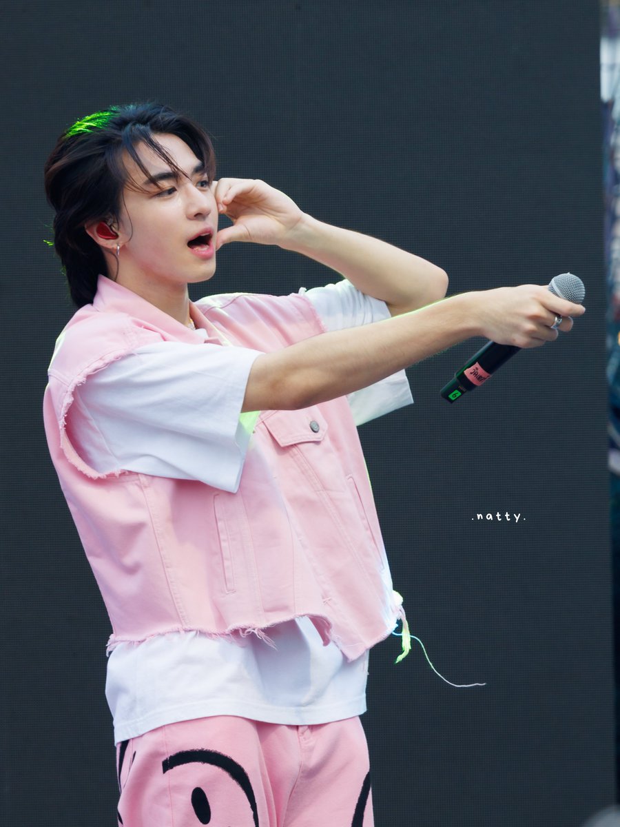 natty_pon's tweet image. ขอเสียงหน่อยค้าบบ😁😁😁
#PROXIEVictor
#4thCentralVillagexPROXIEth
#PROXIEth 
#bROTHERSMUSIC