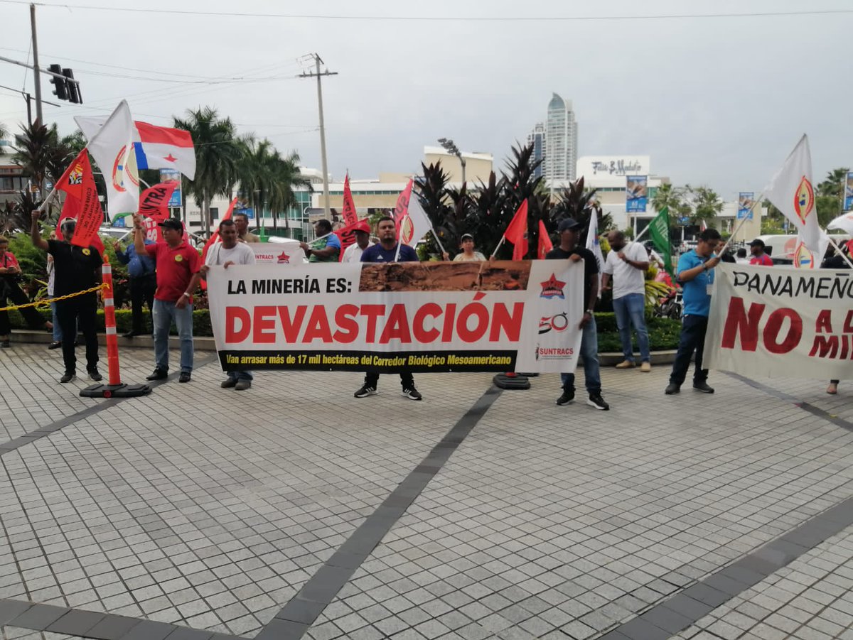 itzel0469_de's tweet photo. #PuebloUnido
#NoAlaMineria
#AbajoElContratoMinero
#JuventudEnLucha https://t.co/CkbyrJwjpW