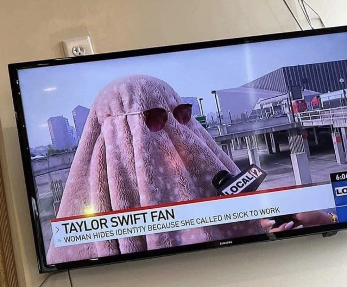 swifferwins's tweet photo. i hope she still thinks about how iconic she is https://t.co/oEEGdqdSqA