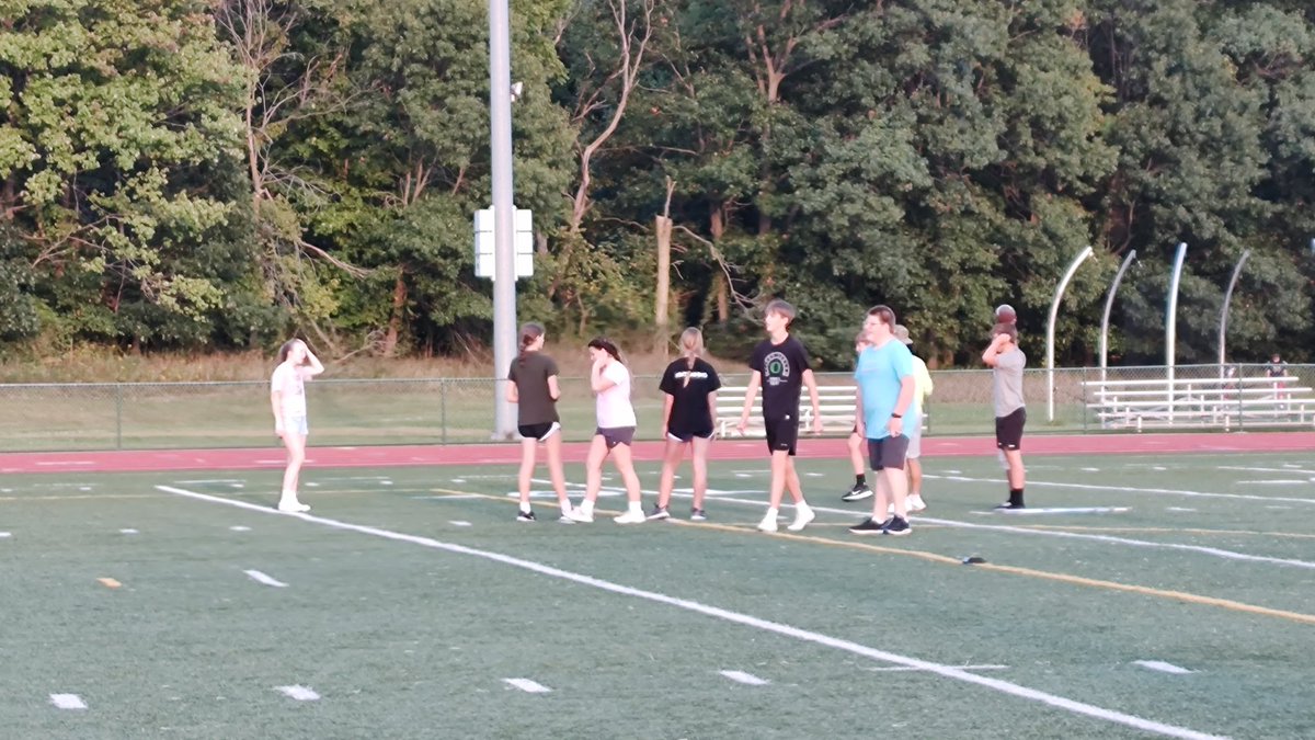 MillerTime211's tweet image. Team work makes the dream work!

#OCSRocks 
#classof 2027