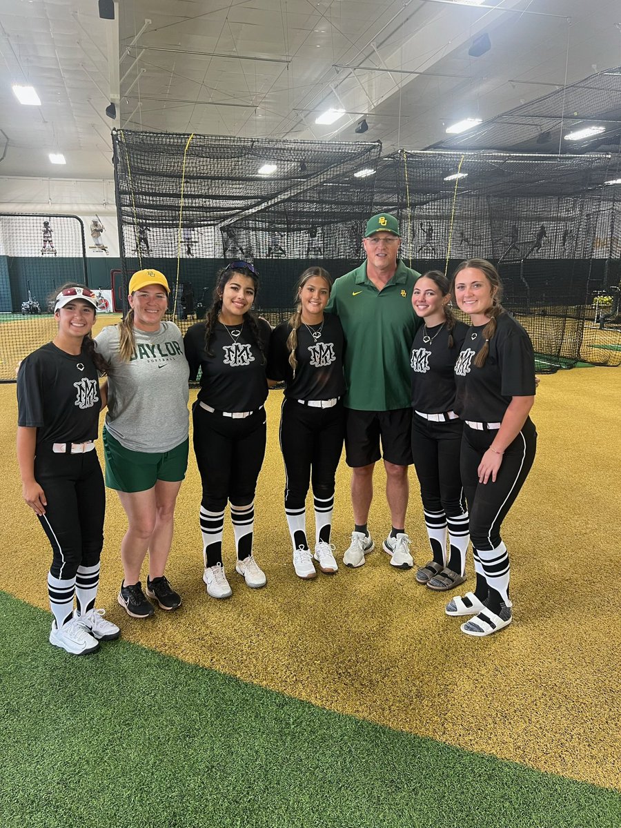 Thank you <a href="/BaylorSoftball/">Baylor Softball</a> for an awesome opportunity to show out at your camp today! #SicEm🐻 
<a href="/AMAH_Herrera/">Athletics Mercado Academy Herrera Family</a> <a href="/_CoachAnthony/">Anthony Herrera</a> <a href="/MercadoAcademy/">Athletics Mercado Academy</a>