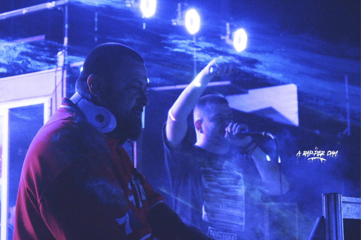 Este pasado sábado 3 de septiembre estuvimos presentes en #CallejonPalmera donde se llevo a cabo "Ain't Nothin' But a Gangsta Party".

Checa la galería completa en la página de Facebook: /arapperday