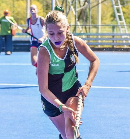 Felicitaciones Sofia Galatro 💪
•
Sofia formó parte del Seleccionado Regional Sub 14 de la #AHL que acaba de coronarse Campeón del Campeonato Regional NEA Sub 14 que se desarrolló en Concordia desde el 7/9 al 10/9
•
#OrgulloVerdulero 💚🖤👻