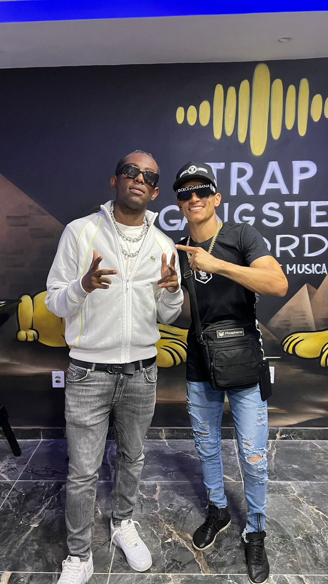 DJBRUNYN's tweet photo. Olha o que o funk está me proporcionando na minha vida na minha carreira como DJ participar do mesmo palco do mesmo show com artista com o nome Grande de sucesso Obrigado meus Deus
#Caio #luccas https://t.co/lXSPe7llmt