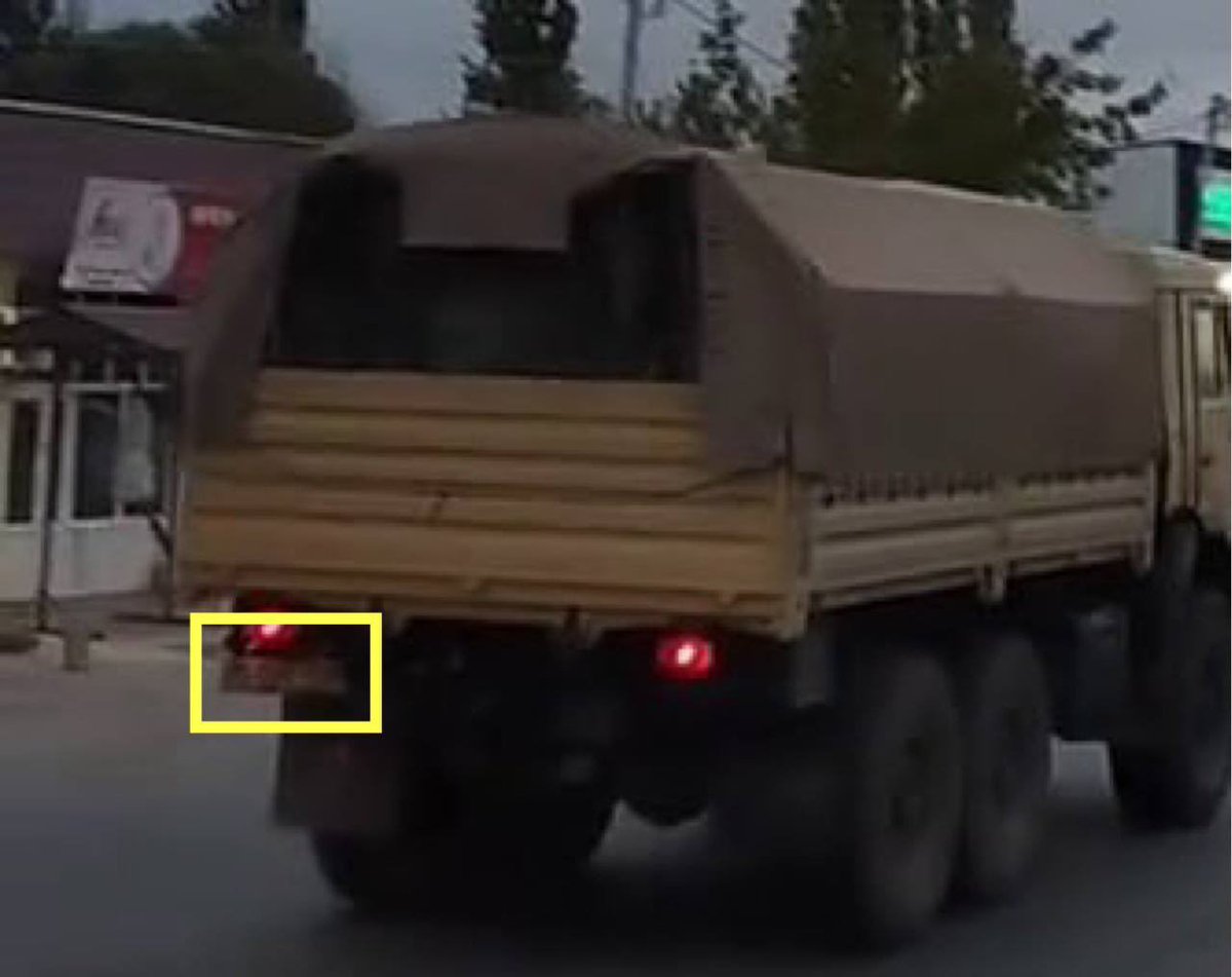 — 🇦🇿/🇦🇲 JUST IN: Azerbaijani military convoys have started covering up their license plates to avoid geolocation (Via CaucasusWarReport, @Caucasuswar on Twitter) @Spectator_MENA