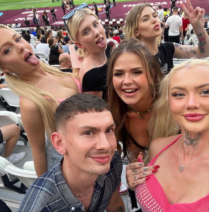 sidemen sluts @lola0F @lowrirose @BbygirlRoos @bellamiauk #SidemenCharityMatch https://t.co/VLIVcm6L<a class="tags" href="/tag/lola0f">@lola0f</a><a class="tags" href="/tag/lowrirose">@lowrirose</a><a class="tags" href="/tag/bbygirlroos">@bbygirlroos</a><a href="/tag/sidemencharitymatch"class="tags"><span>#sidemencharitymatch</span></a>