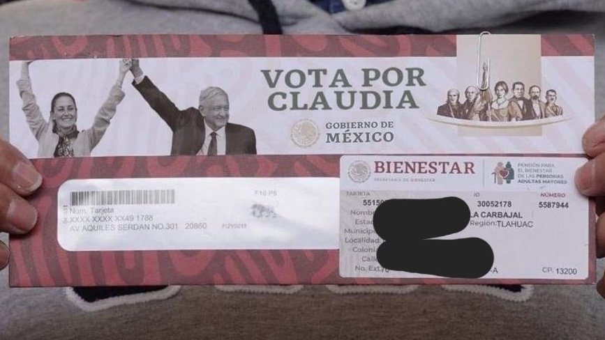 GuacamayanLeaks's tweet photo. ¿Se puede ser más cínico? El gobierno de @lopezobrador_ comienza con la compra de votos a favor de @Claudiashein
¿Y dónde está el @INEMexico?

#GuacamayaLeaks
#GuacamayaNews
#AMLO
#fraude https://t.co/hyuvQvXwTY