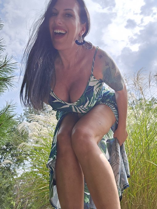 Are you staring at my tits down there? https://t.co/OGmJsMGLsd<a href="/tag/exxxotica"class="tags"><span>#exxxotica</span></a>