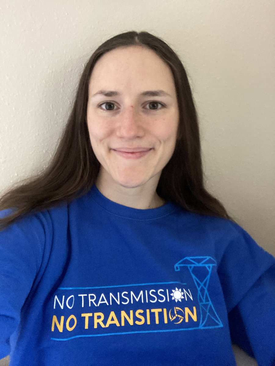 ClaireWayner's tweet photo. New fall wardrobe just hit #NoTransmissionNoTransition 

Thanks to Grid Strategies for the swag 🤩🍂 https://t.co/MPz0K7m62r