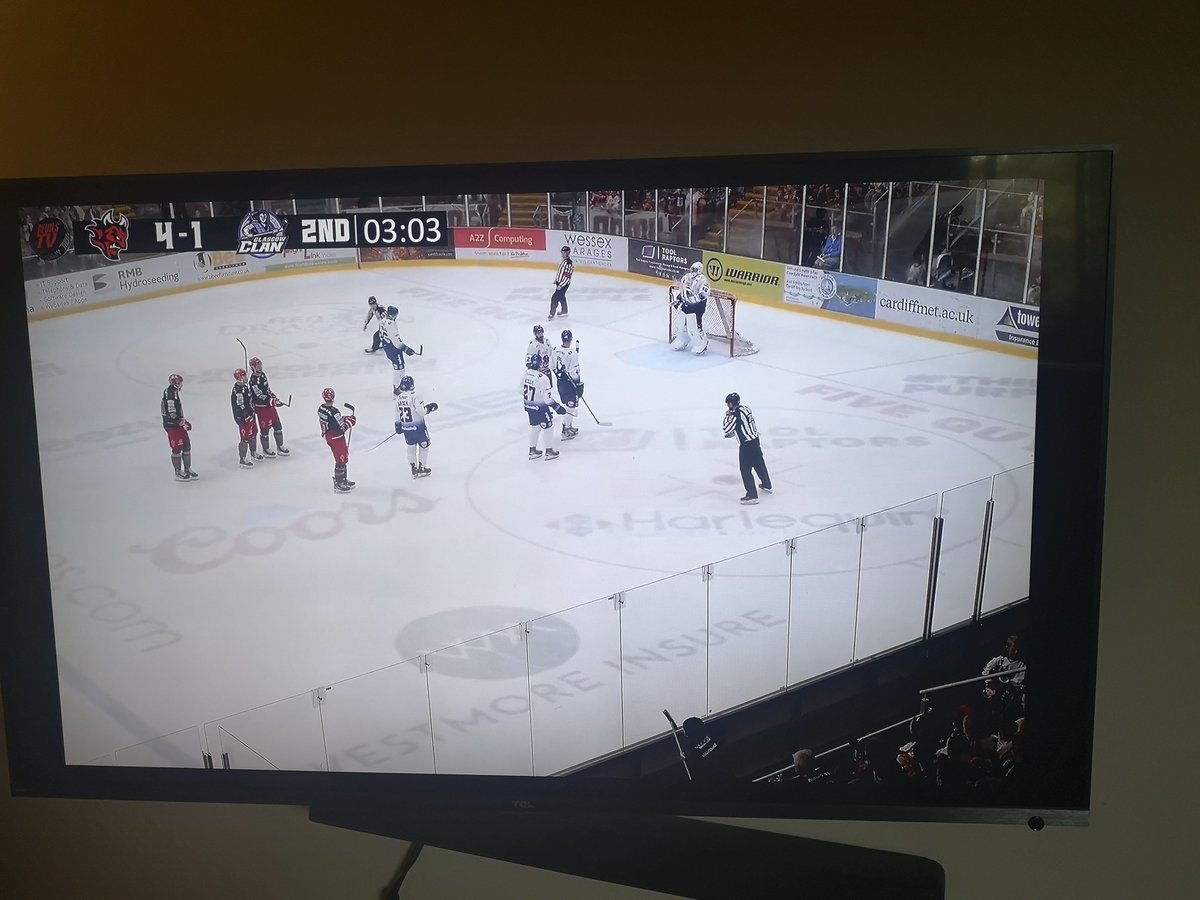 robservations's tweet photo. @BBT4c3 @cardiffdevils I was watching the same game on my TV today too but my 'baby' was in nets ;) Goes so fast :) Enjoy the rest of your Sunday https://t.co/Z5mfcJP3TT