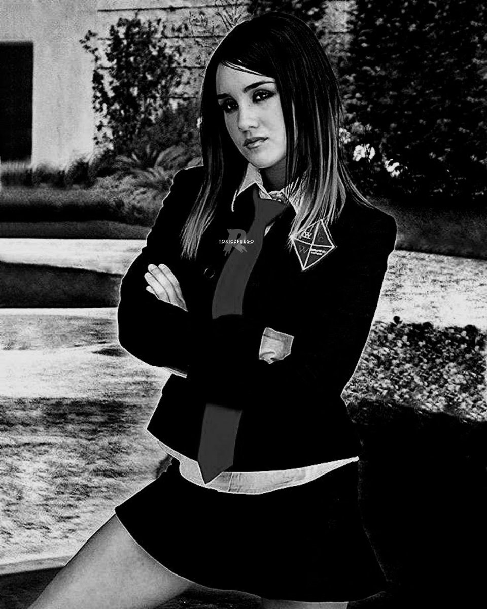 𝐂orrente de a𝗉𝗋𝖾𝗌𝖾𝗇𝗍𝖺ção. 

𝐍ome : Roberta Alexandra Maria Pardo Rey.
𝐈dade : 16 anos.
𝐔ma música ᎓ Fuego - RBD.
𝐒exualidade : Heterossexual.
𝐒tatus : Solteira.
𝐂or favorita ᎓ Vermelho.
𝐀ltura : 1,60m.
𝐍acionalidade : 🇲🇽