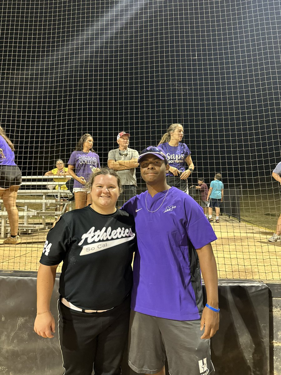 SkylarSteib's tweet photo. Had an awesome day and camp yesterday @SapsSoftball Thank you so much to these amazing coaches for having me!!! @CoachMulvany @CarleeMullinax 💜💜 https://t.co/p2OElxIQ5q