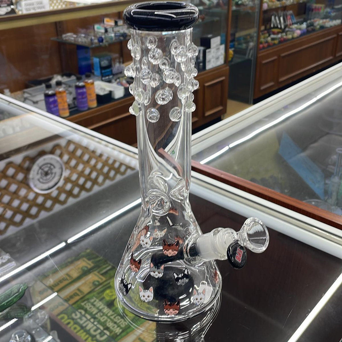 Smoke_N_Stuff's tweet photo. TPB Cat Design Water Pipe In Stock. Premium Glass Available 7 Days A Week . Open Till 10pm. 16203 Westheimer Rd #103 Houston, TX 281-497-6653 #glass #Westheimerhouston #bestinhouston #gravlabs #smoke #crushglass https://t.co/M50wENcftz