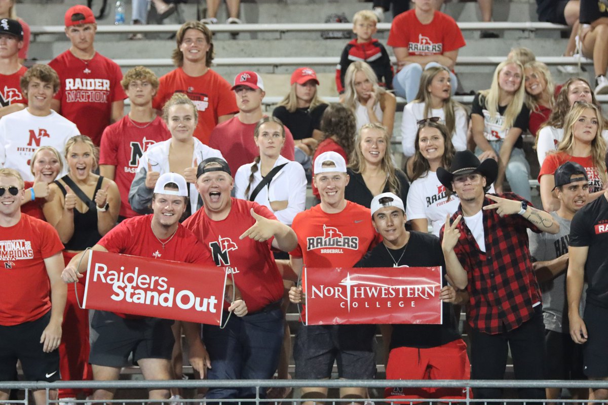 nwcraiders's tweet photo. 🔴 𝙎𝙀𝘼 𝙊𝙁 𝙍𝙀𝘿 🔴

Thanks for 𝙨𝙝𝙤𝙬𝙞𝙣𝙜 𝙪𝙥 and being 𝙡𝙤𝙪𝙙 in Des Moines, Raiders!

#RaidersStandOut | @nwciowa https://t.co/B8gDS2AaQf