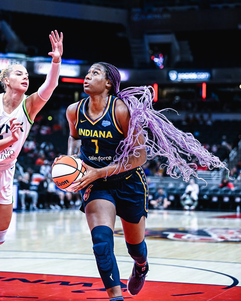 Indiana Fever tweet media