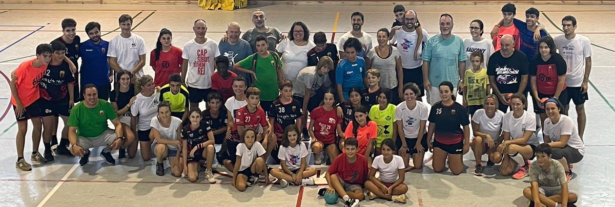 CH Sant Llorenç (@chsantllorenc) on Twitter photo L'Stage a Mas Saiol ha arribat al seu fi.🍃
Tots els jugadors han pogut gaudir dels moments tan especials que n'hi han regalat els seus companys i les diverses activitats que els entrenadors i el coordinador han preparat per fer d'aquesta una experiència per recordar.✨ L'Stage a Mas Saiol ha arribat al seu fi.🍃
Tots els jugadors han pogut gaudir dels moments tan especials que n'hi han regalat els seus companys i les diverses activitats que els entrenadors i el coordinador han preparat per fer d'aquesta una experiència per recordar.✨