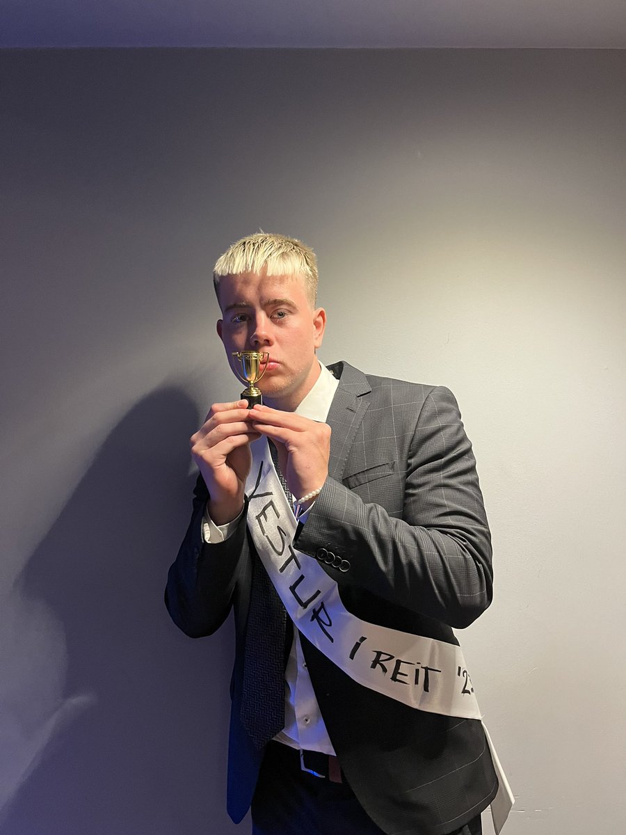 Vængir Júpíters tweet media