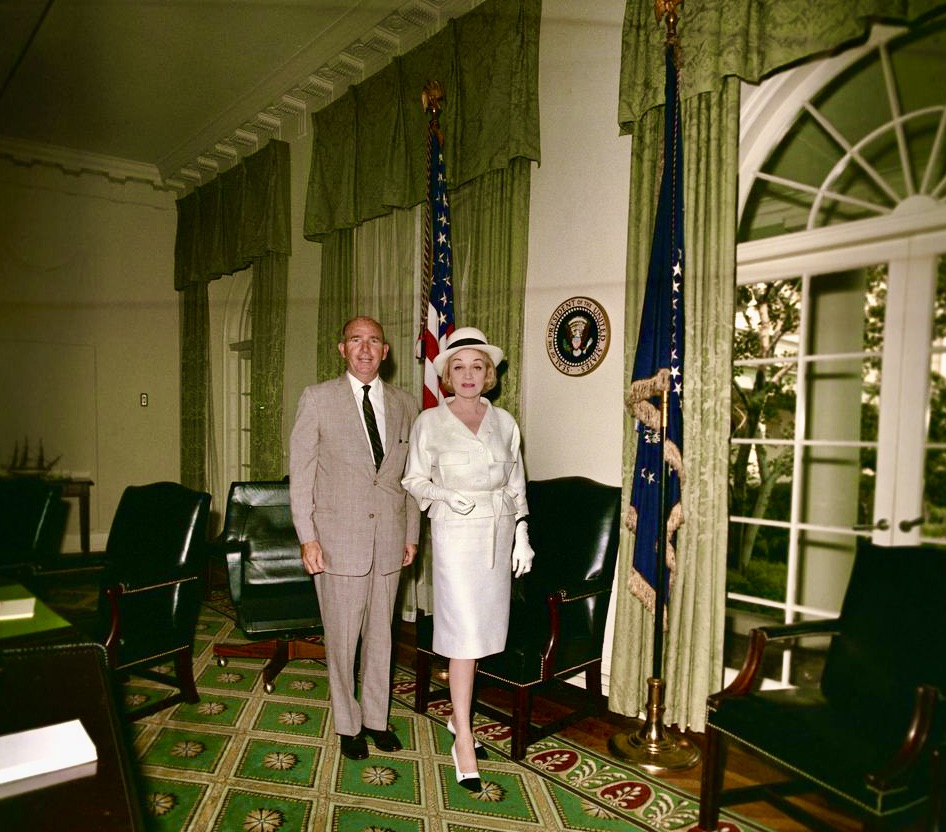 BeschlossDC's tweet photo. JFK's aide David Powers and Marlene Dietrich in White House Cabinet Room, sixty years ago today: #JFKL https://t.co/AkFqvu32nh