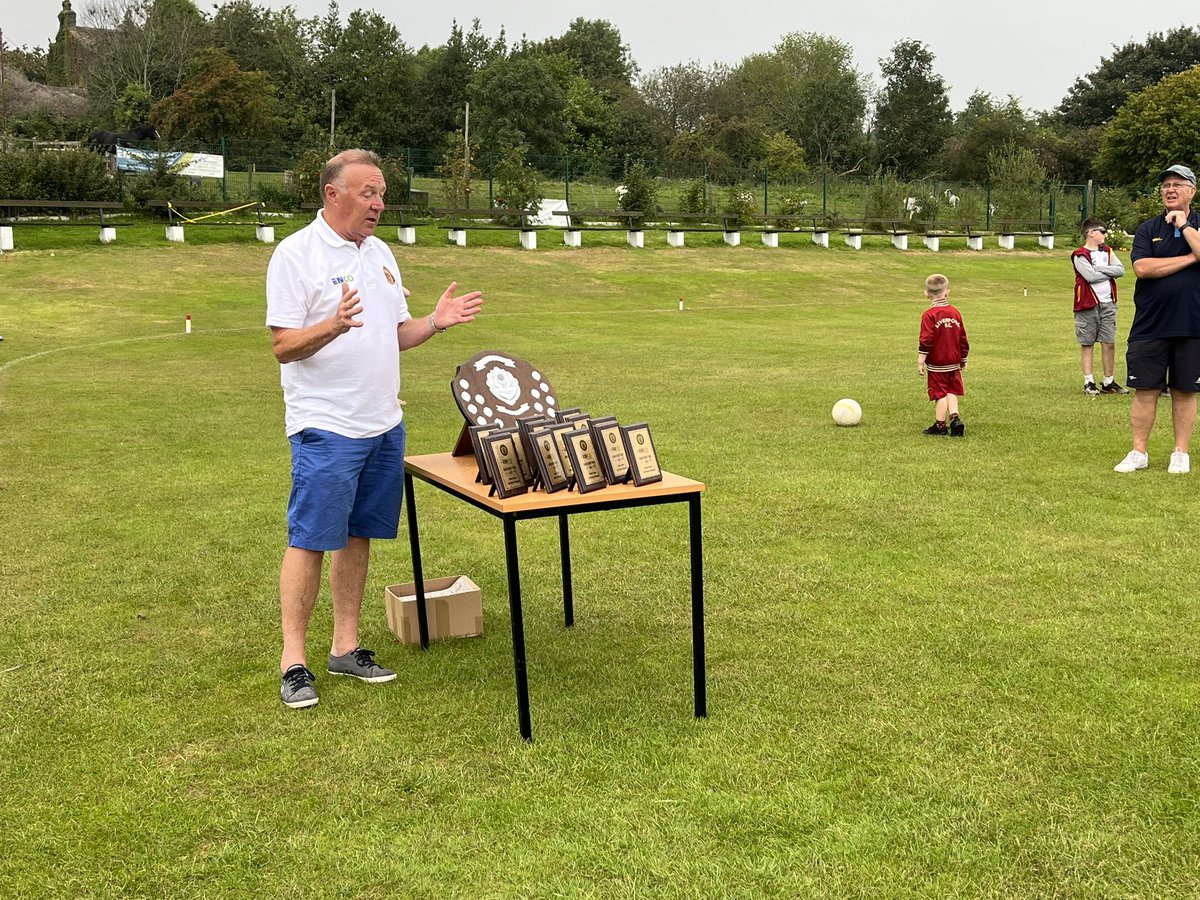 What a day for the Club. Our Sunday XI [made up of at least 5 kids under the age of 16 every game all season] have only gone and won the League. 

An amazing day at Low Moor, ending with a party and a bbq for all our families to say thanks. 

🏆🏆🏆🍻🍺🍻🍺🏆🏆🏆