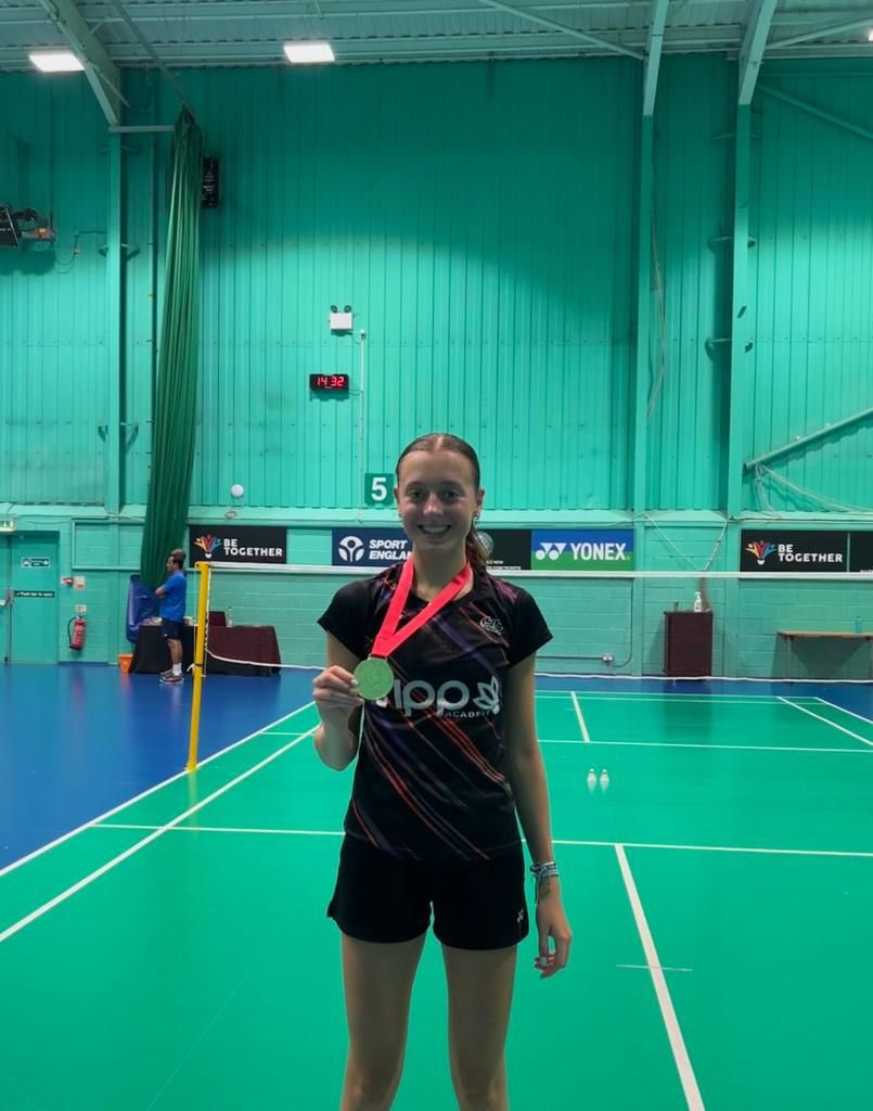 The girls leading the way this weekend💪🏼

Rajvi Parab was at U15 Leicester Gold winning double GOLD in the singles and level doubles and SILVER in the mixed doubles.. We also had Jessica Randall winning GOLD in the women’s singles at the MK senior Bronze.. 

Two superstars 💪🏼💪🏼💪🏼