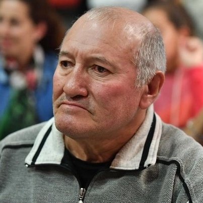 Lamento con pesar la partida de Enrique Sallago, una verdadera leyenda del boxeo argentino y trelewense.

Su memoria vivirá en cada ring y en cada joven que siga sus pasos.

Les envío mis sinceras condolencias a sus seres queridos.

Descanse en paz, Chueco.