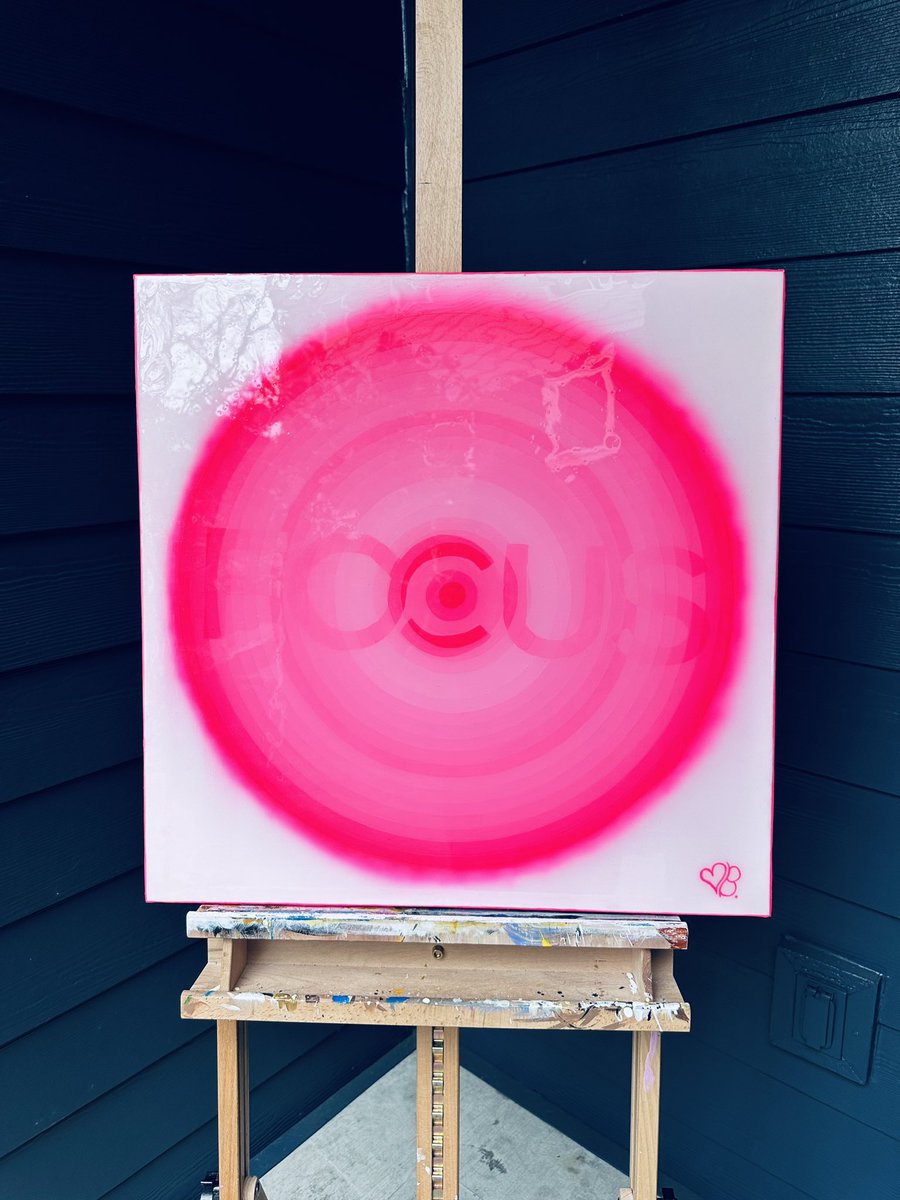 moan_ayye's tweet photo. I be forgetting all about Twitter 🙃 

Check out my new series of “Forever Focused” paintings.

The O &amp; the C make up an infinity sign. 

The painting represents being persistent through all the crazy things this cold world has to offer. 

Available on https://t.co/zutbypnS0v https://t.co/cVD5PAIoZt