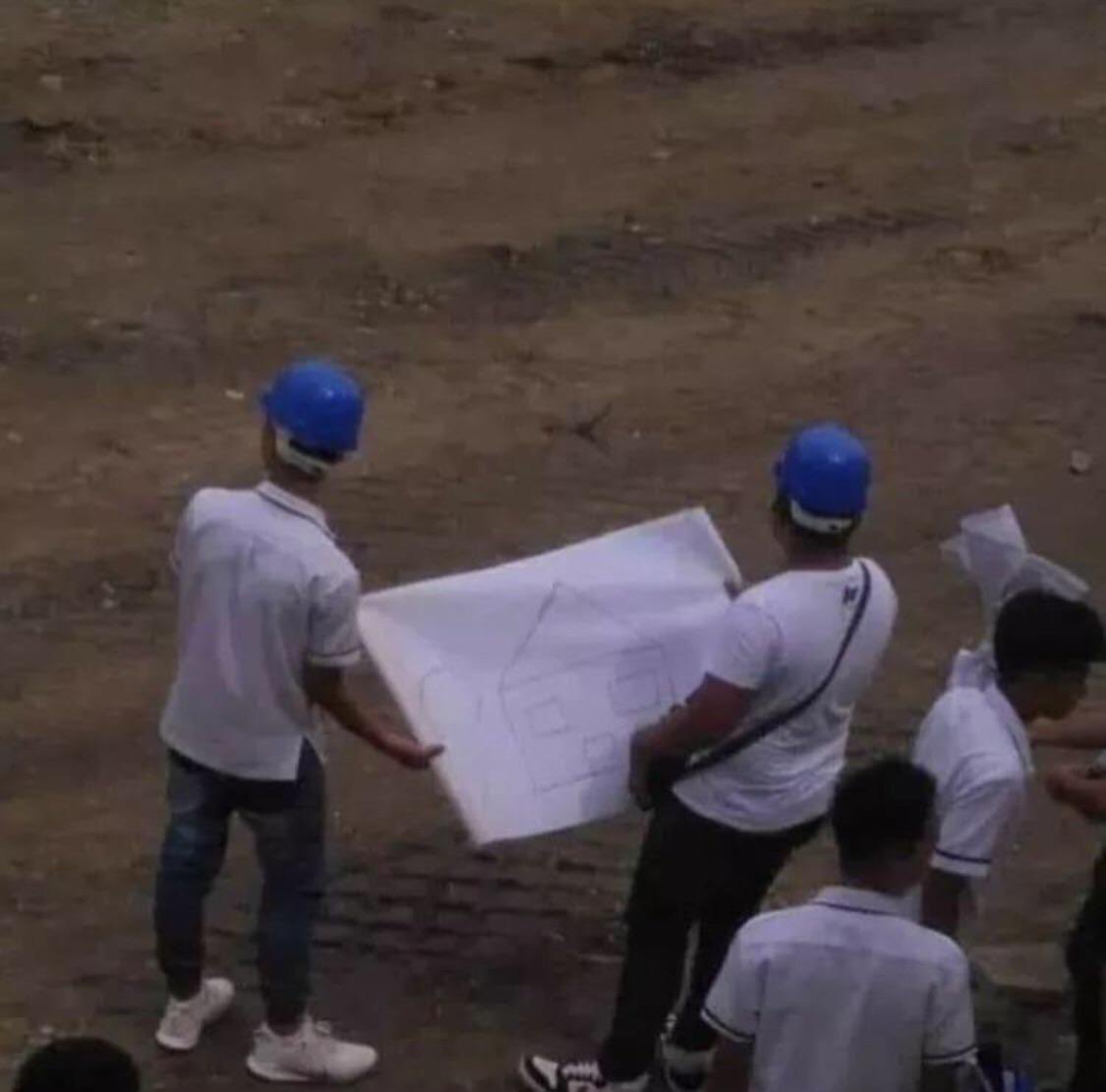 studythabs's tweet image. como pensei que seria arquitetura // como realmente é